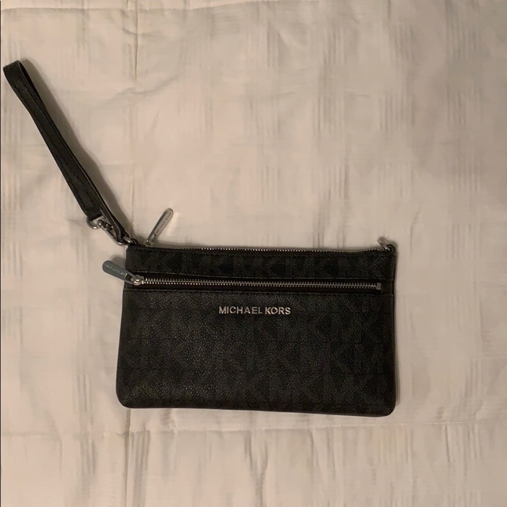 Michael Kors Wristlet